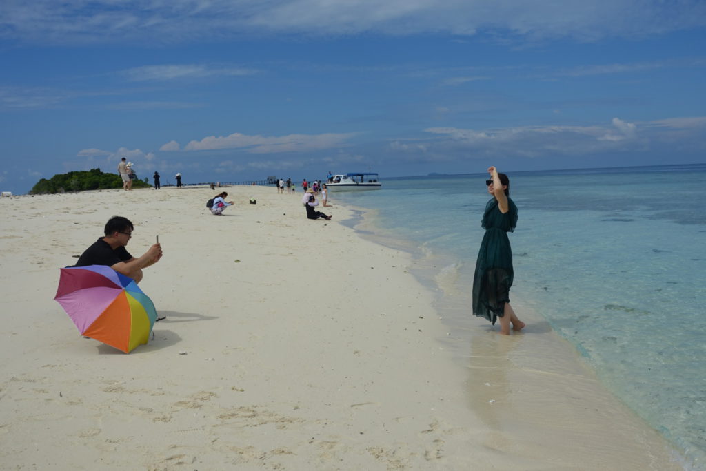 Posieren am Strand