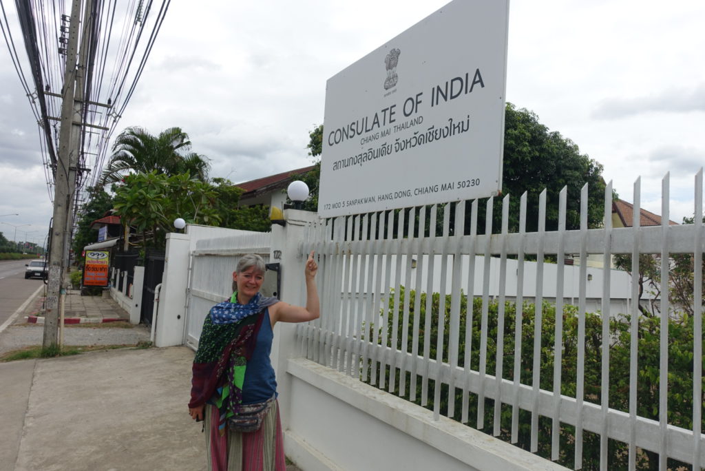 Vorm indischen Konsulat