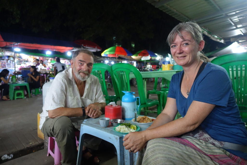 Pathein Nachtmarkt