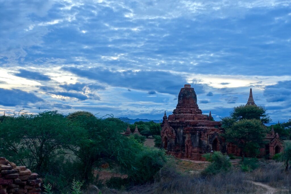 Tempel in der Dämmerung