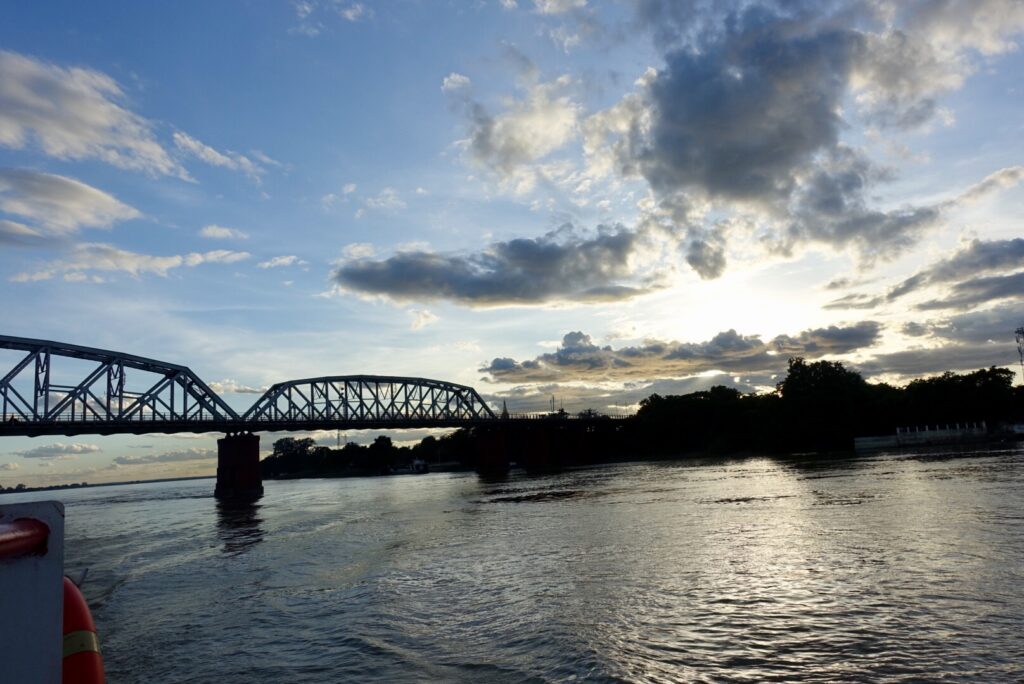 Brücke vor Mandalay