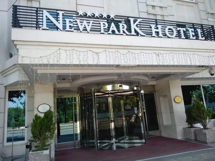 New Park Hotel