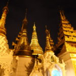 Shwedagon bei Nacht